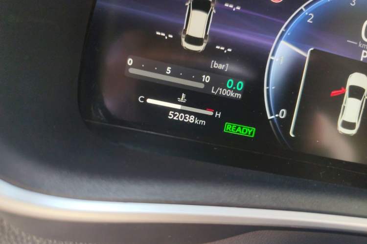 Used Toyota Levin 2024 Smart Electric Hybrid Dual-Engine 1.8L Luxury Edition Odometer Close Up