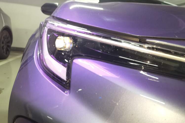 Used Toyota Levin 2024 Smart Electric Hybrid Dual-Motor 1.8L Sport Edition Right Front Headlight