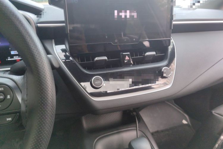 Used Toyota Levin 2024 Smart Electric Hybrid Dual-Motor 1.8L Sport Edition Audio And AC Panel