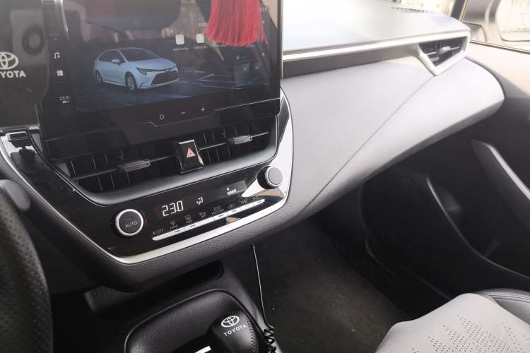 Used Toyota Levin 2024 Smart Electric Hybrid Dual-Engine 1.8L Leading Edition Audio And AC Panel