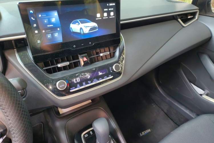 Used Toyota Levin 2024 Smart Electric Hybrid Dual-Engine 1.8L Luxury Edition Audio And AC Panel