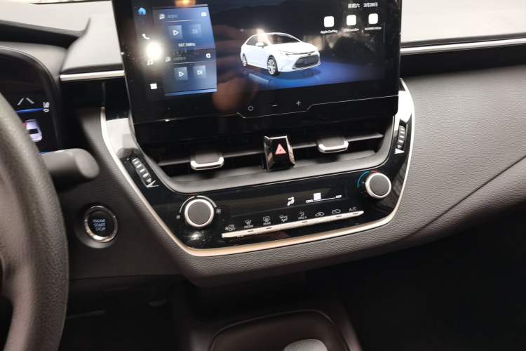 Used Toyota Levin 2024 185T CVT Luxury Edition Audio And AC Panel