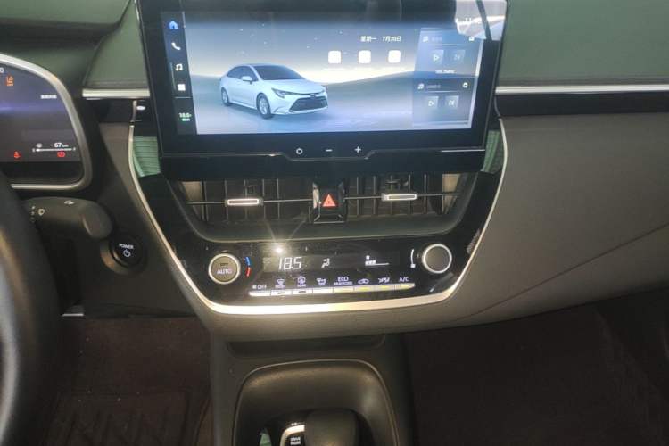 Used Toyota Levin 2024 Smart Electric Hybrid Dual-Engine 1.8L Luxury Edition Audio And AC Panel