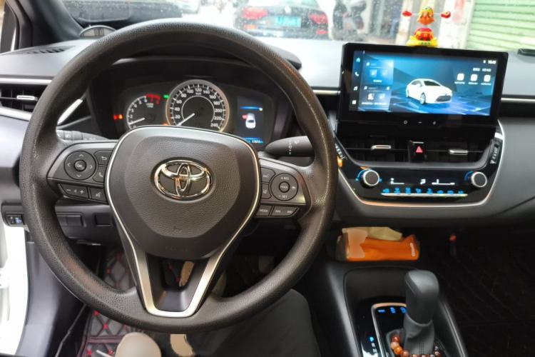 Used Toyota Levin 2024 185T CVT Luxury Edition Center Console