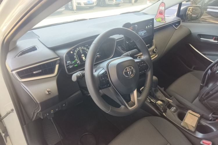 Used Toyota Levin 2024 Smart Electric Hybrid Dual-Engine 1.8L Luxury Edition Center Console