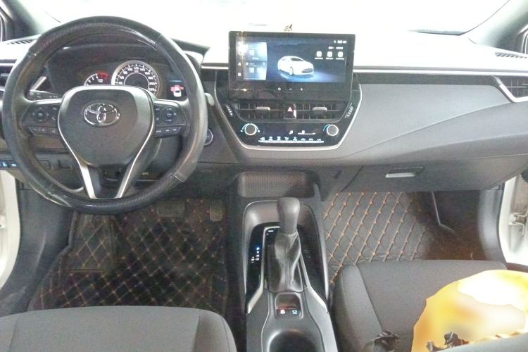 Used Toyota Levin 2024 185T CVT Luxury Edition Center Console