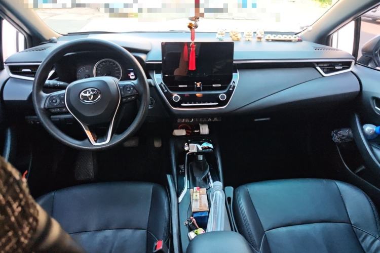 Used Toyota Levin 2024 185T CVT Luxury Edition Center Console