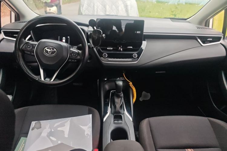Used Toyota Levin 2024 Smart Electric Hybrid Dual-Engine 1.8L Luxury Edition Center Console