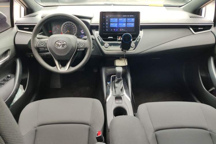 Used Toyota Levin 2024 185T CVT Luxury Edition Center Console