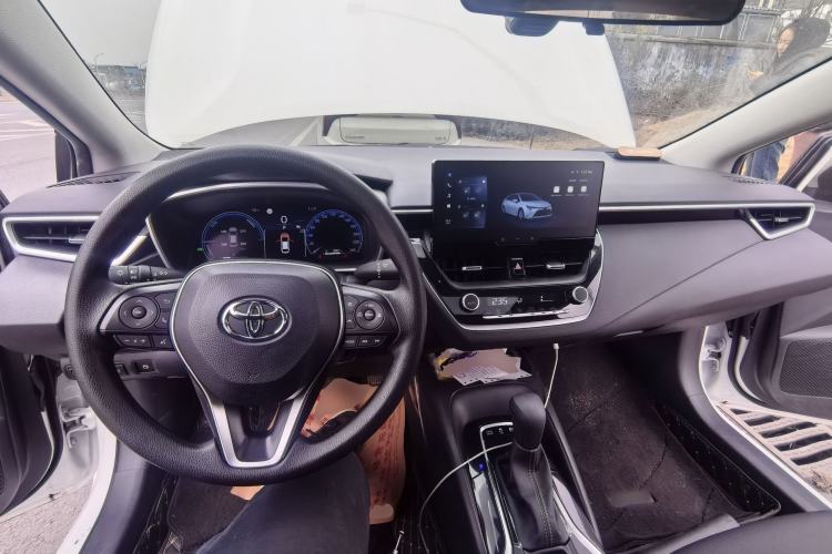 Used Toyota Levin 2024 Smart Electric Hybrid Dual-Engine 1.8L Luxury Edition Center Console