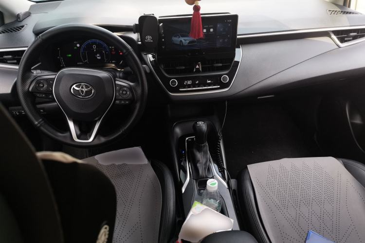 Used Toyota Levin 2024 Smart Electric Hybrid Dual-Engine 1.8L Leading Edition Center Console
