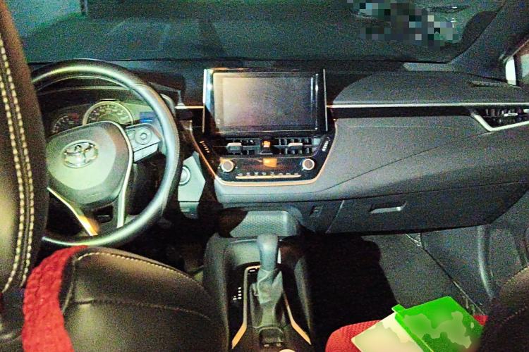 Used Toyota Levin 2024 185T CVT Luxury Edition Center Console