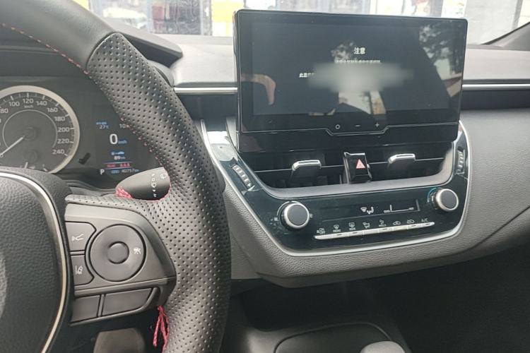 Used Toyota Levin 2024 185T CVT Luxury Edition Center Console