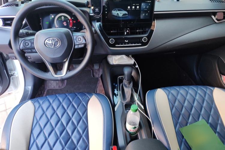 Used Toyota Levin 2024 Smart Electric Hybrid Dual-Engine 1.8L Leading Edition Center Console