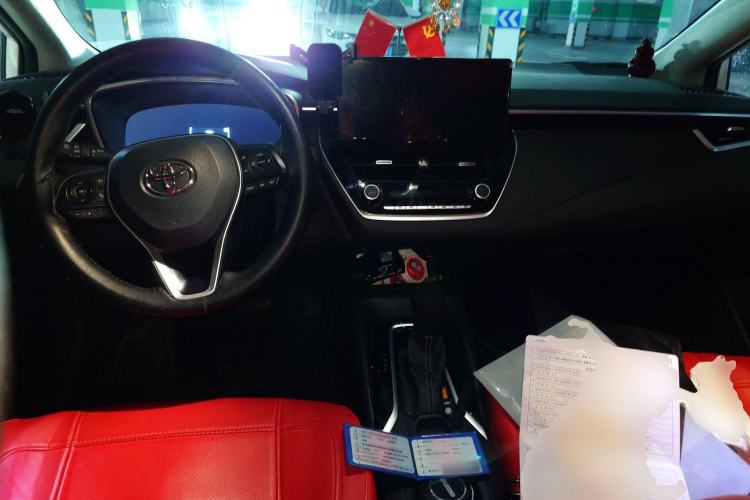 Used Toyota Levin 2024 Smart Electric Hybrid Dual-Engine 1.8L Luxury Edition Center Console