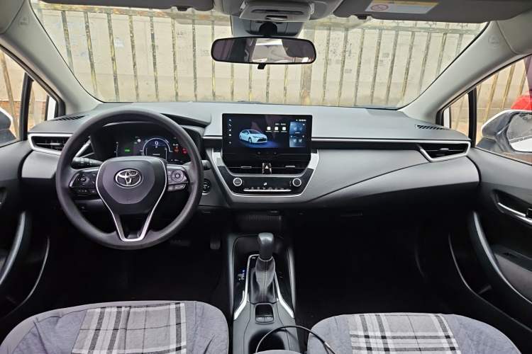 Used Toyota Levin 2024 Smart Electric Hybrid Dual-Engine 1.8L Leading Edition Center Console