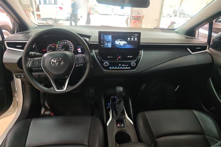 Used Toyota Levin 2024 185T CVT Luxury Edition Center Console