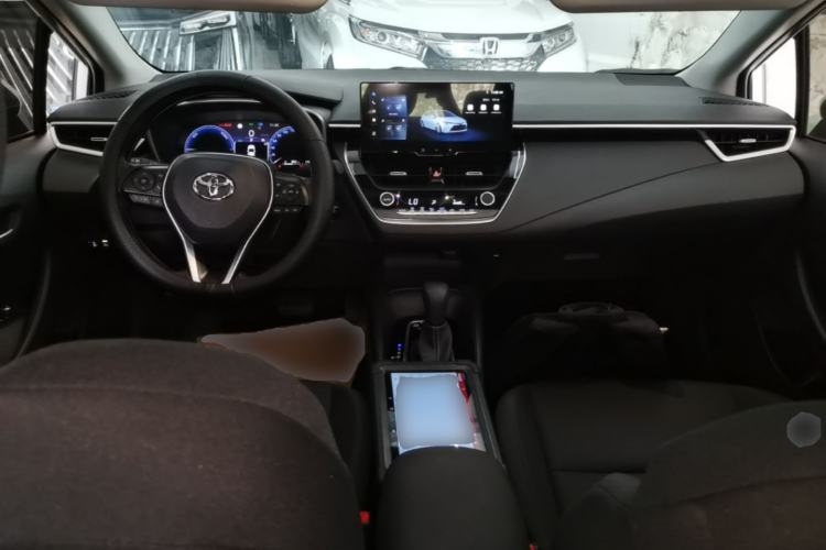 Used Toyota Levin 2024 Smart Electric Hybrid Dual-Engine 1.8L Luxury Edition Center Console