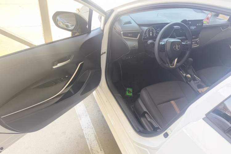 Used Toyota Levin 2024 Smart Electric Hybrid Dual-Engine 1.8L Luxury Edition Driver Seat
