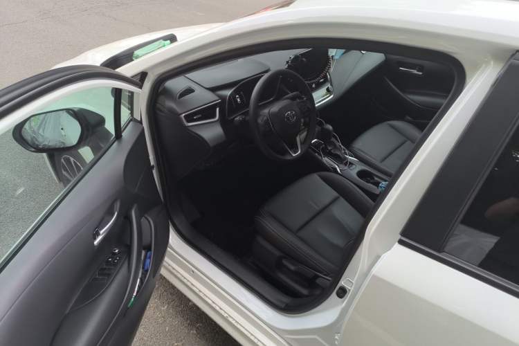 Used Toyota Levin 2024 Smart Electric Hybrid Dual-Engine 1.8L Luxury Edition Driver Seat