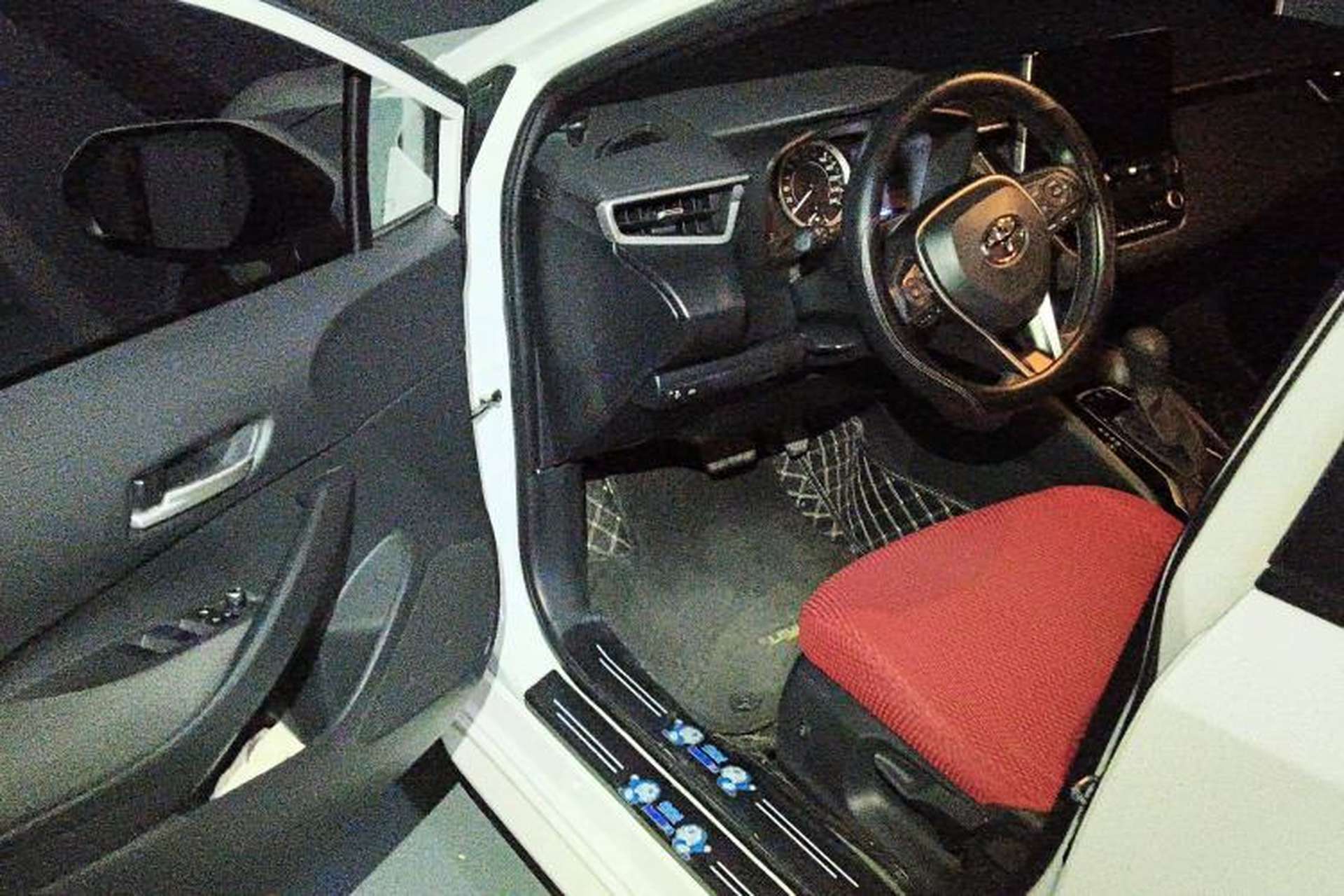 Used Toyota Levin 2024 185T CVT Luxury Edition Driver Seat
