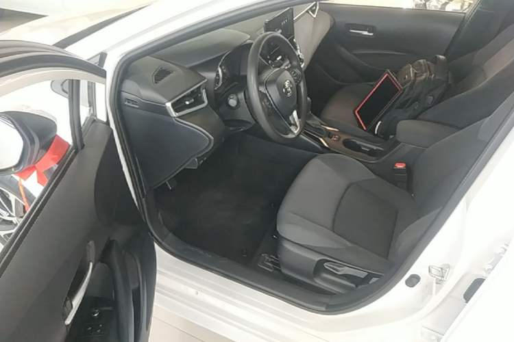 Used Toyota Levin 2024 185T CVT Luxury Edition Driver Seat