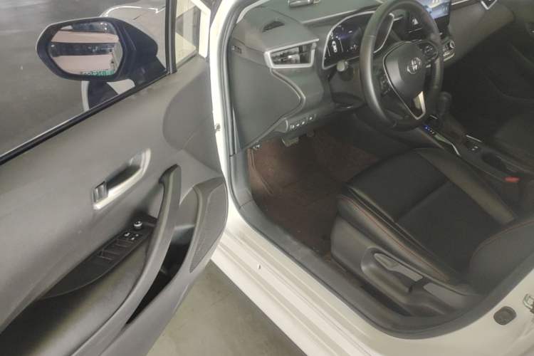 Used Toyota Levin 2024 Smart Electric Hybrid Dual-Engine 1.8L Luxury Edition Driver Seat