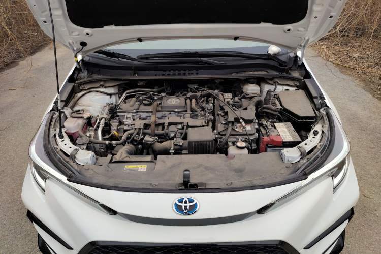 Used Toyota Levin 2024 Smart Electric Hybrid Dual-Engine 1.8L Luxury Edition Engine Bay