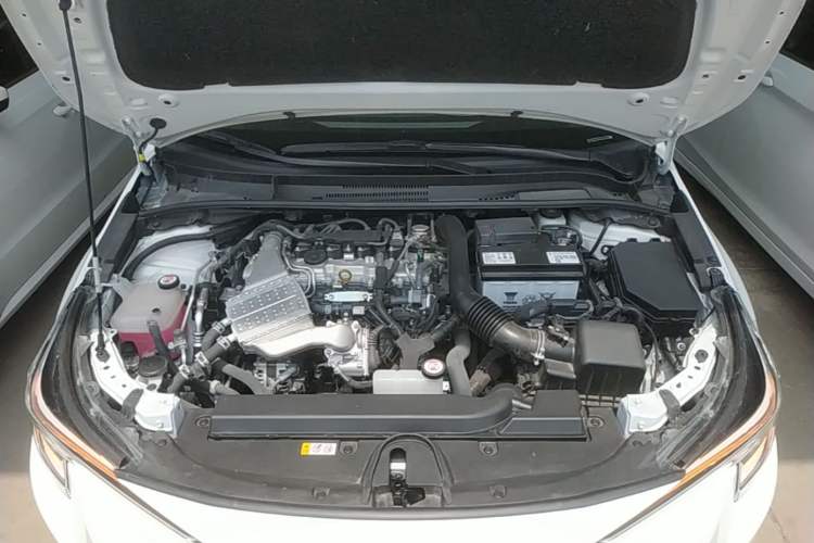 Used Toyota Levin 2024 185T CVT Luxury Edition Engine Bay