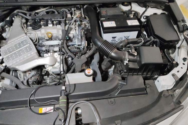 Used Toyota Levin 2024 185T CVT Luxury Edition Engine Bay Left