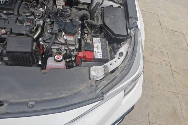 Used Toyota Levin 2024 Smart Electric Hybrid Dual-Motor 1.8L Sport Edition Engine Bay Left