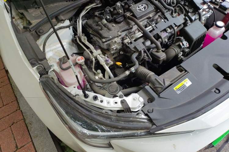 Used Toyota Levin 2024 Smart Electric Hybrid Dual-Engine 1.8L Luxury Edition Engine Bay Right