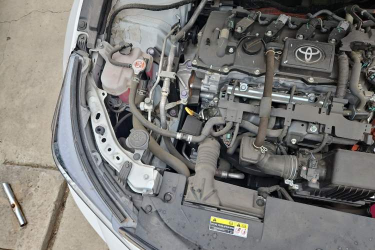 Used Toyota Levin 2024 Smart Electric Hybrid Dual-Engine 1.8L Leading Edition Engine Bay Right