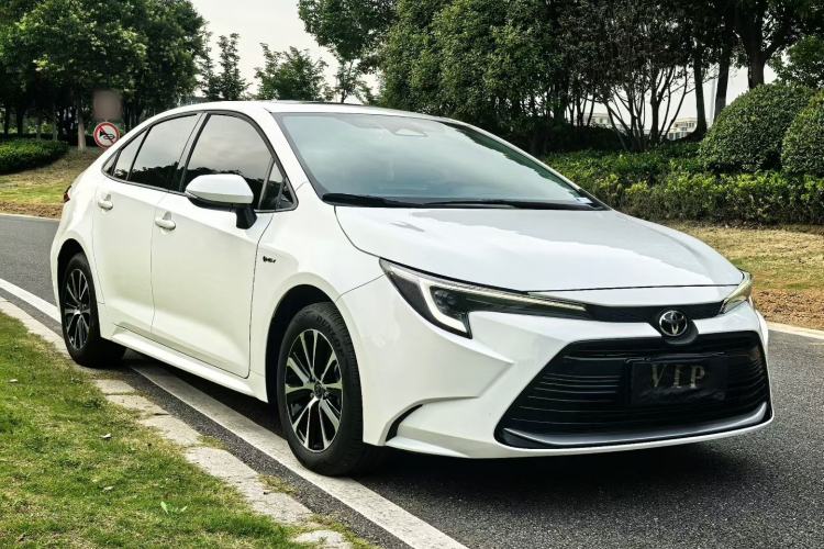 Used Toyota Levin 2024 Smart Electric Hybrid Dual-Engine 1.8L Luxury Edition Exterior 3