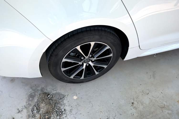 Used Toyota Levin 2024 Smart Electric Hybrid Dual-Engine 1.8L Leading Edition Exterior 5
