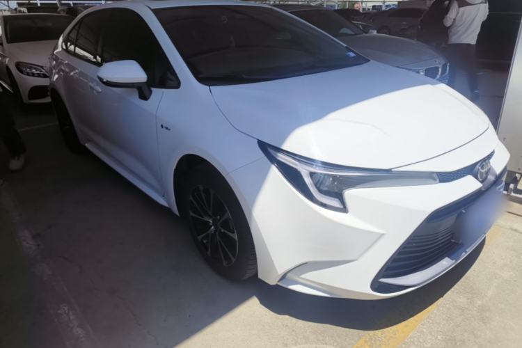 Used Toyota Levin 2024 Smart Electric Hybrid Dual-Engine 1.8L Luxury Edition Front Right 45 Deg
