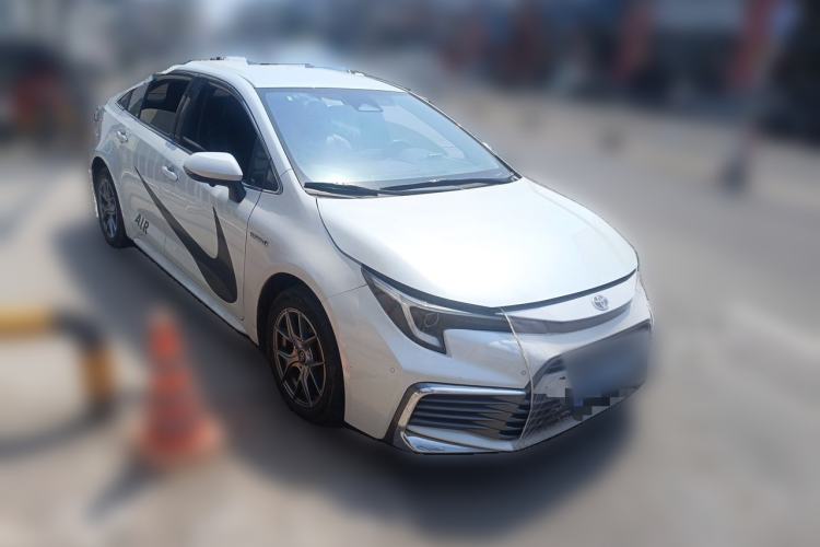 Used Toyota Levin 2024 Smart Electric Hybrid Dual-Engine 2.0L Leading Edition Front Right 45 Deg