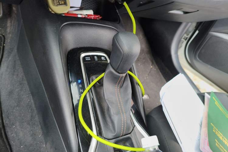 Used Toyota Levin 2024 Smart Electric Hybrid Dual-Engine 1.8L Leading Edition Gear Lever