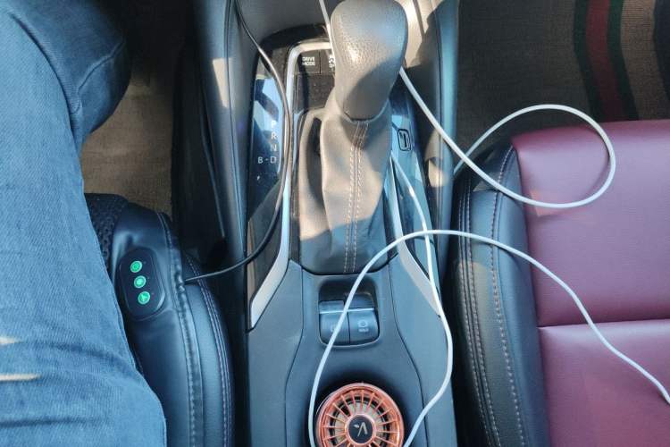 Used Toyota Levin 2024 Smart Electric Hybrid Dual-Engine 1.8L Leading Edition Gear Lever