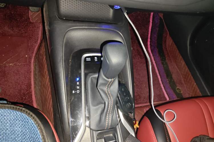 Used Toyota Levin 2024 Smart Electric Hybrid Dual-Engine 1.8L Leading Edition Gear Lever