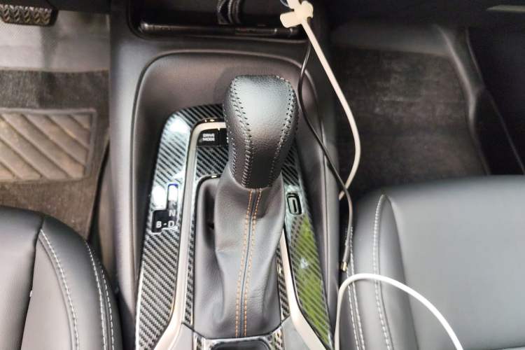 Used Toyota Levin 2024 Smart Electric Hybrid Dual-Engine 1.8L Luxury Edition Gear Lever