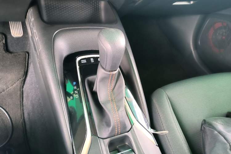 Used Toyota Levin 2024 Smart Electric Hybrid Dual-Engine 1.8L Leading Edition Gear Lever