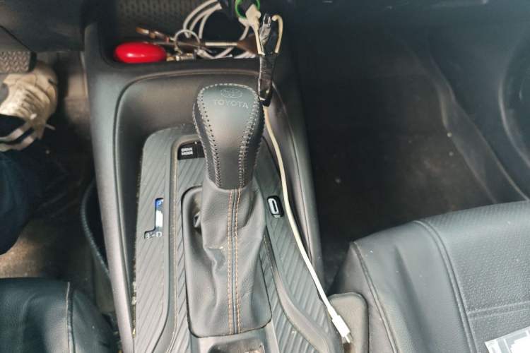 Used Toyota Levin 2024 Smart Electric Hybrid Dual-Engine 1.8L Leading Edition Gear Lever