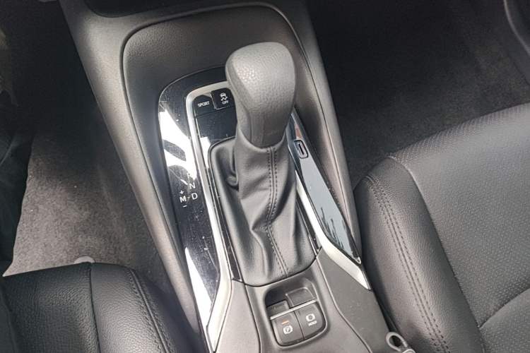 Used Toyota Levin 2024 185T CVT Luxury Edition Gear Lever