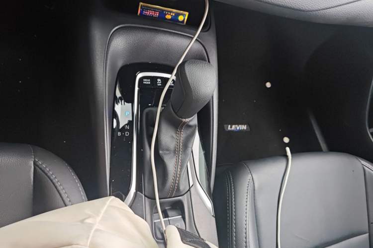 Used Toyota Levin 2024 Smart Electric Hybrid Dual-Engine 1.8L Leading Edition Gear Lever