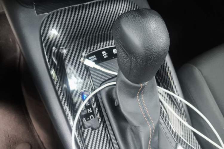Used Toyota Levin 2024 Smart Electric Hybrid Dual-Engine 1.8L Leading Edition Gear Lever