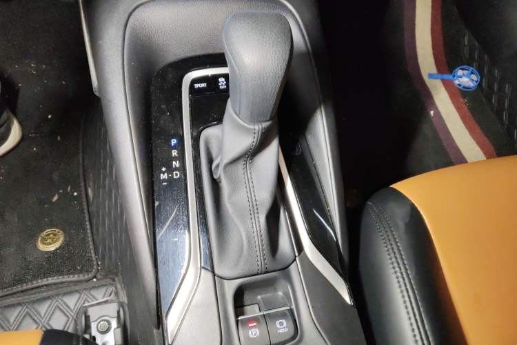 Used Toyota Levin 2024 185T CVT Luxury Edition Gear Lever