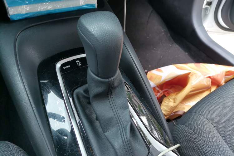 Used Toyota Levin 2024 185T CVT Luxury Edition Gear Lever