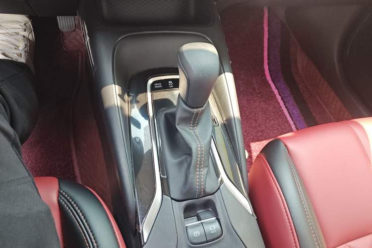 Used Toyota Levin 2024 Smart Electric Hybrid Dual-Engine 1.8L Leading Edition Gear Lever