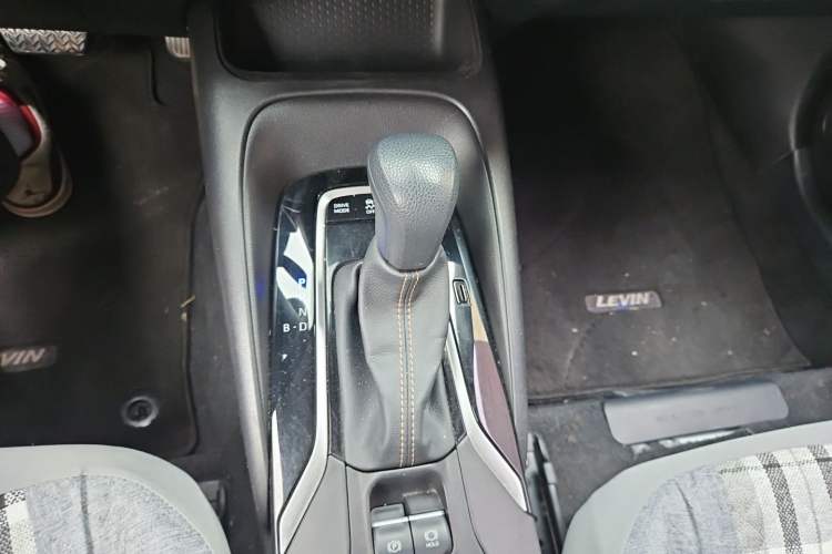 Used Toyota Levin 2024 Smart Electric Hybrid Dual-Engine 1.8L Leading Edition Gear Lever